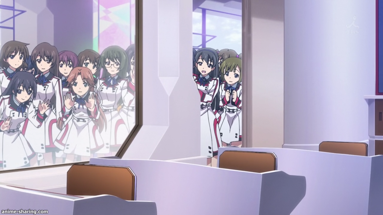 [SS] Infinite Stratos - 01 (1280x720 h264) [CFA91117].mkv_snapshot_08.19_[11967].png