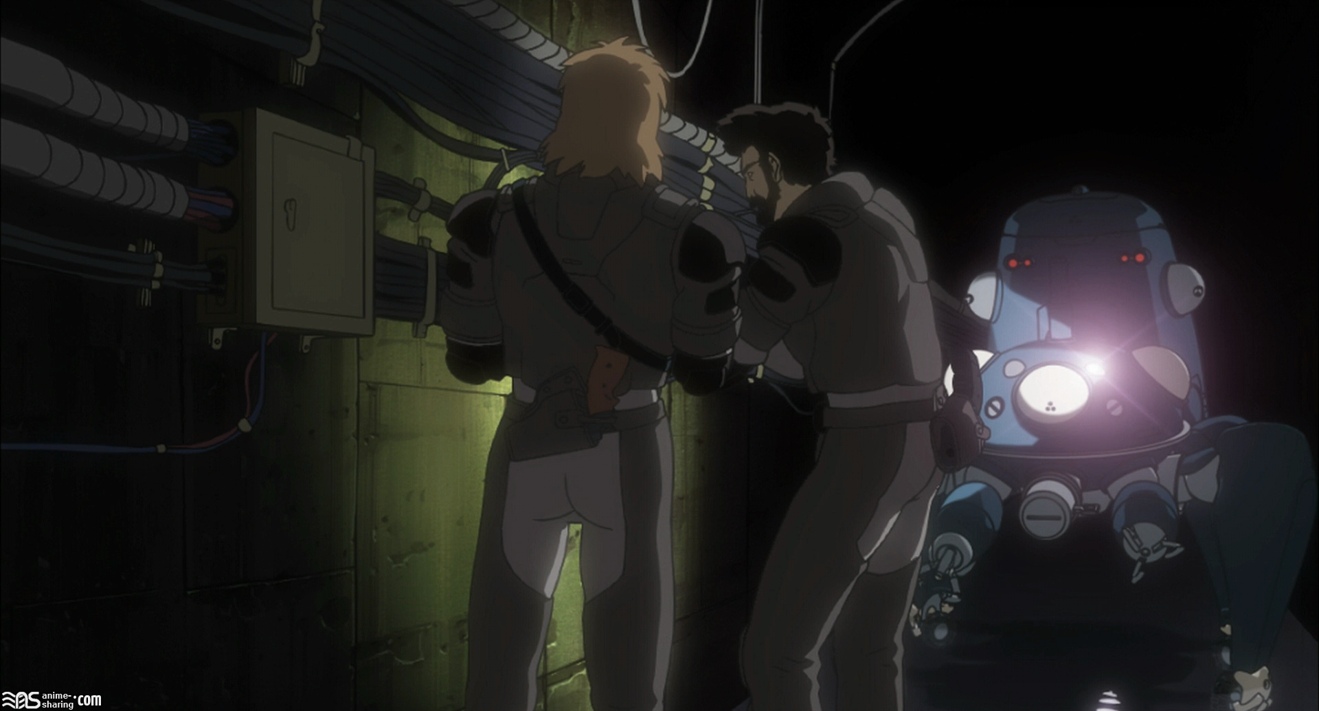 [Rising Sun] Ghost in the Shell - Stand Alone Complex - S01E01 [BD - 1080p - H264 - DTS][1035F2C0].mkv_000546.457_1.png
