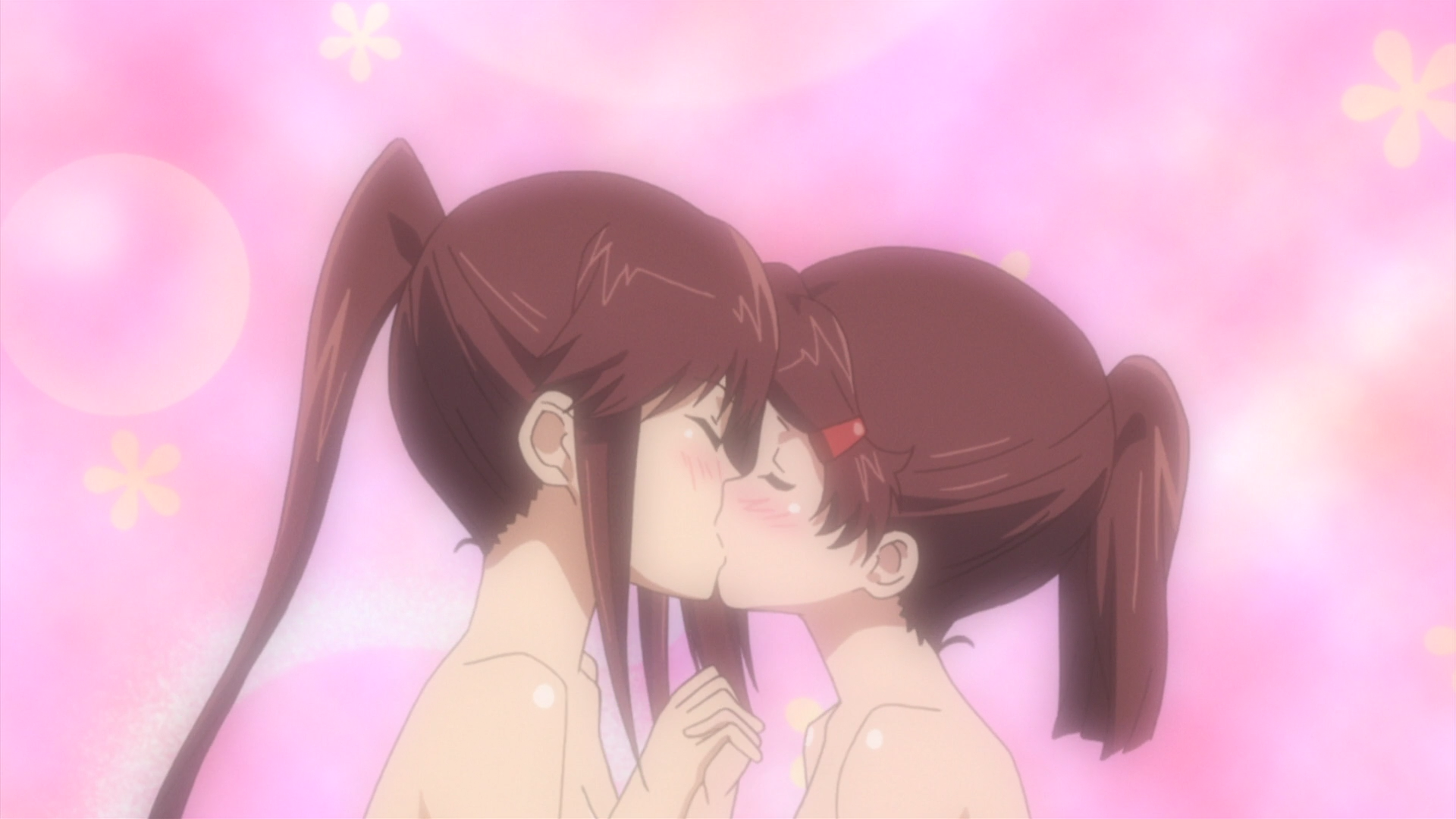 лесби аниме поцелуй сестер фото 5