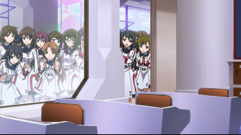 [Kira-Fansub]_Infinite_Stratos_-_01_(BD_1080p_h264_AAC)_[A402E6F8].mkv_snapshot_08.20_[11988].png