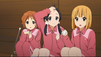 [AnimeNOW]_Tamako_Market_-_01_[BD_720p_AAC]_[1C631160].mkv_snapshot_14.43_[2014.03.24_19.51.51].png